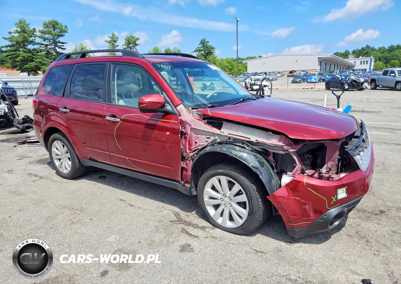 2012 Subaru Forester 2.5X Premium VIN:JF2SHADC9CH412470 - 4