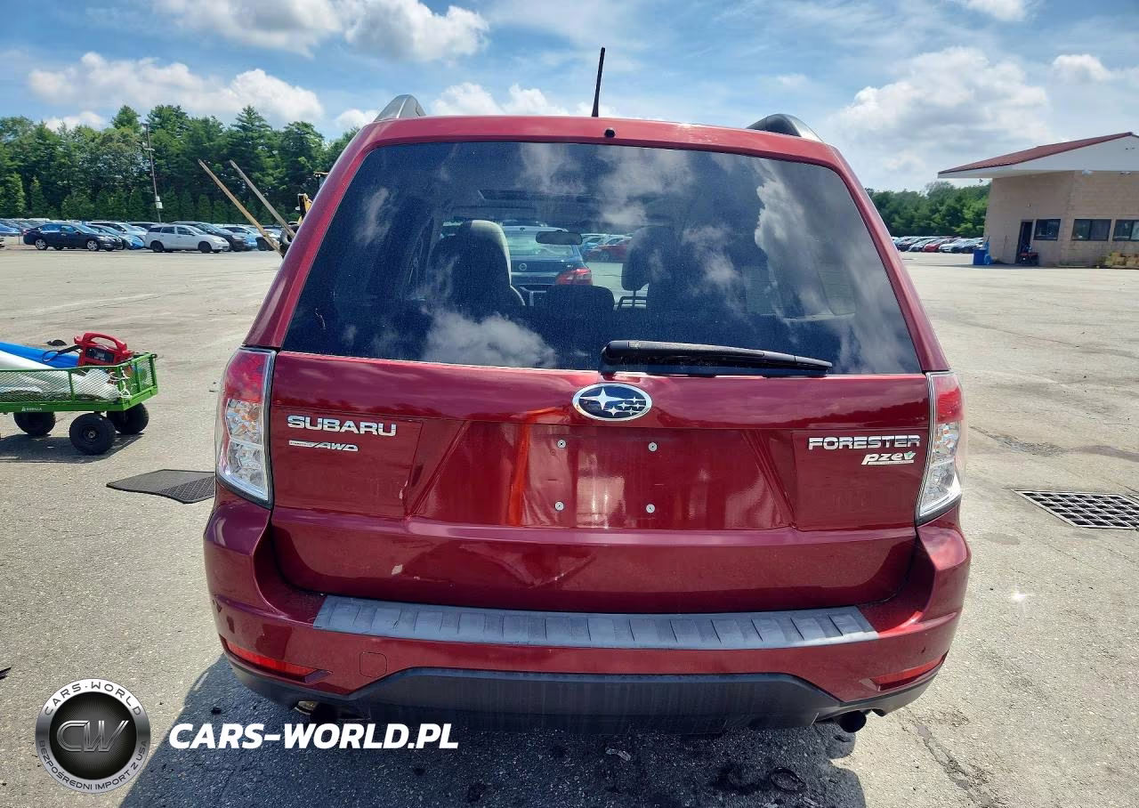 2012 Subaru Forester 2.5X Premium VIN:JF2SHADC9CH412470 - 6