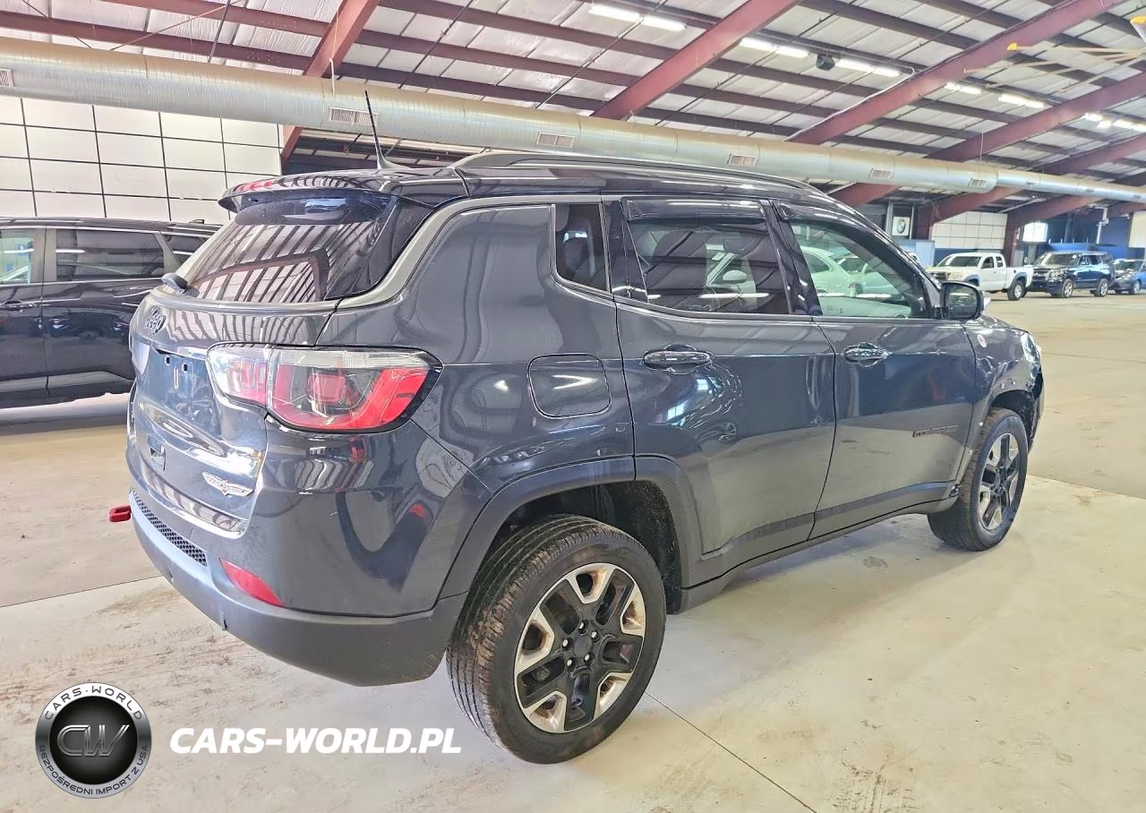 2017 Jeep Compass Trailhawk VIN:3C4NJDDB0HT630721 - 3
