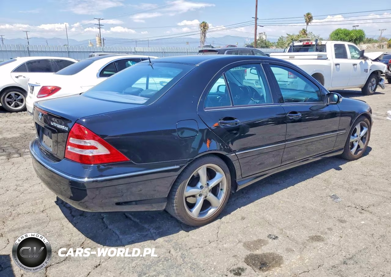 2005 Mercedes-Benz C 230K Sport Sedan VIN:WDBRF40J05F713926 - 3