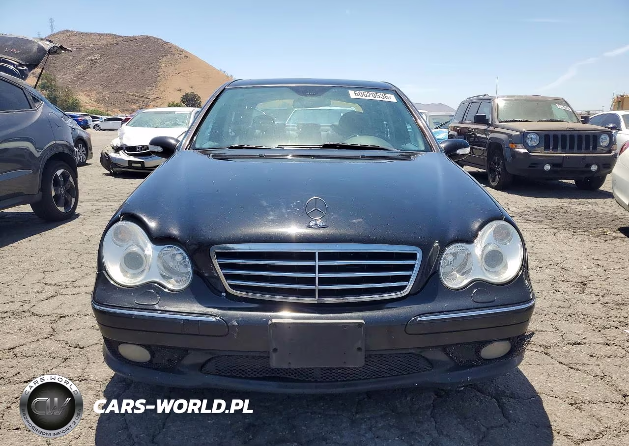 2005 Mercedes-Benz C 230K Sport Sedan VIN:WDBRF40J05F713926 - 5