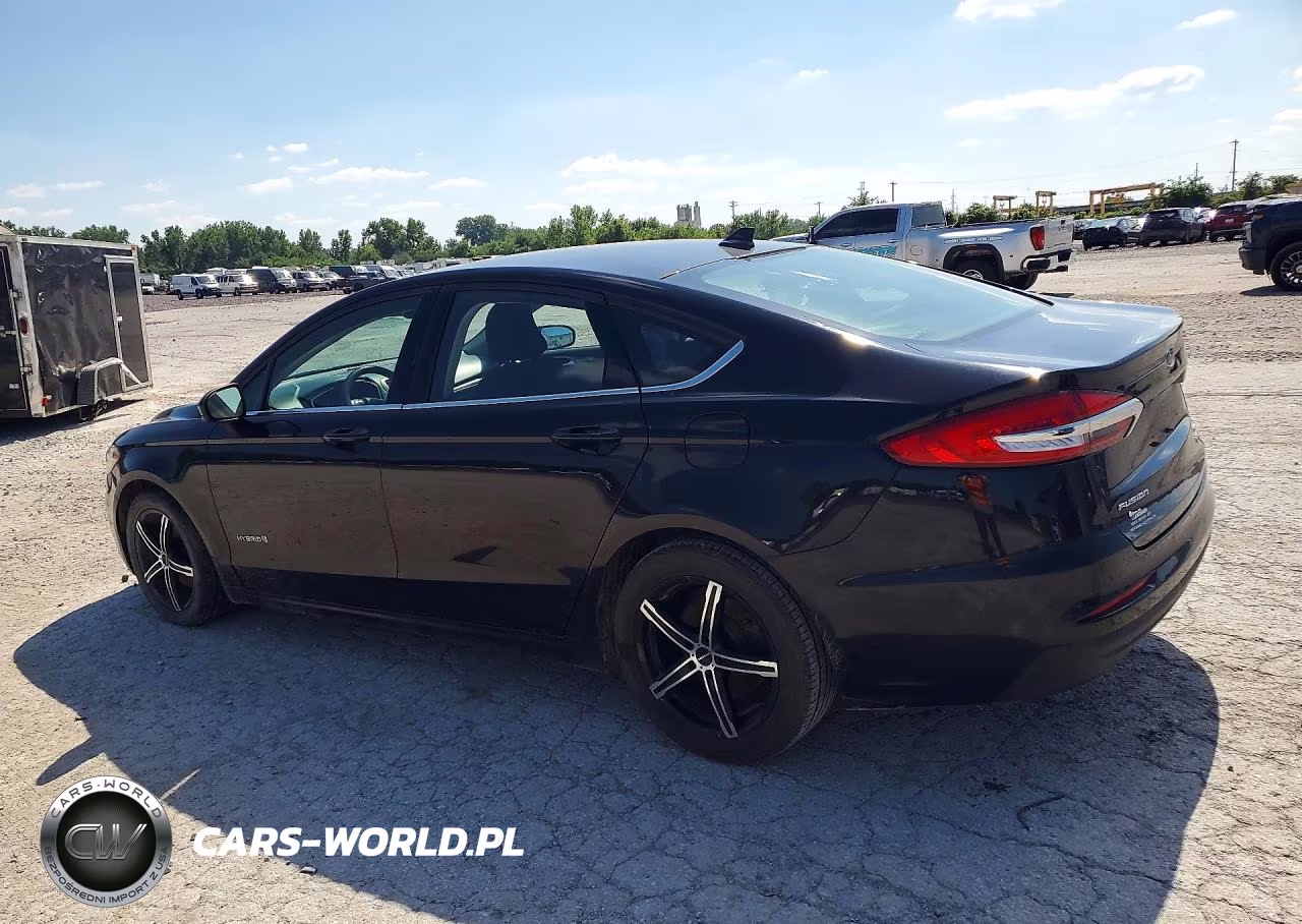 2019 Ford Fusion Se VIN:3FA6P0LU4KR109803 - 2