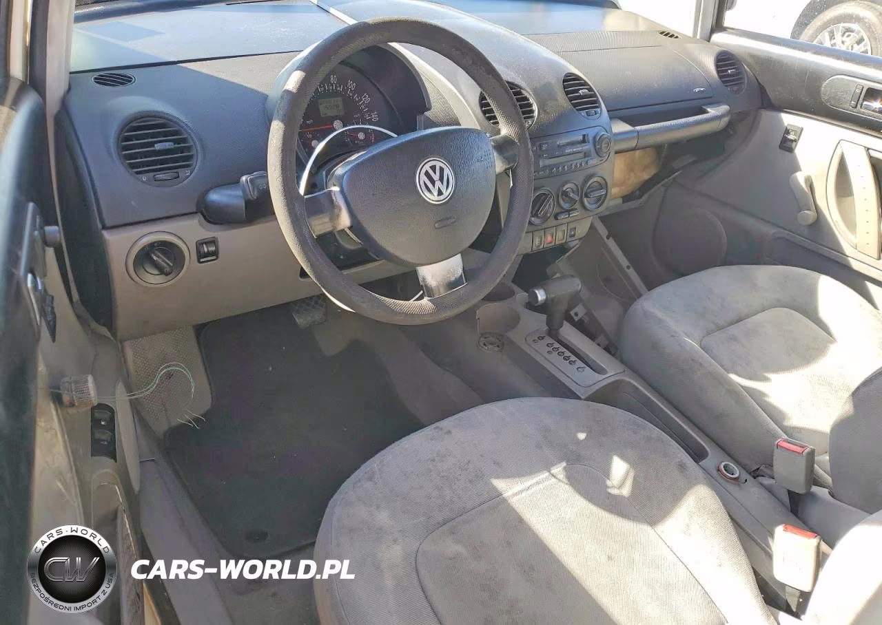2000 Volkswagen New Beetle Gl VIN:3VWBA21C0YM468018 - 8