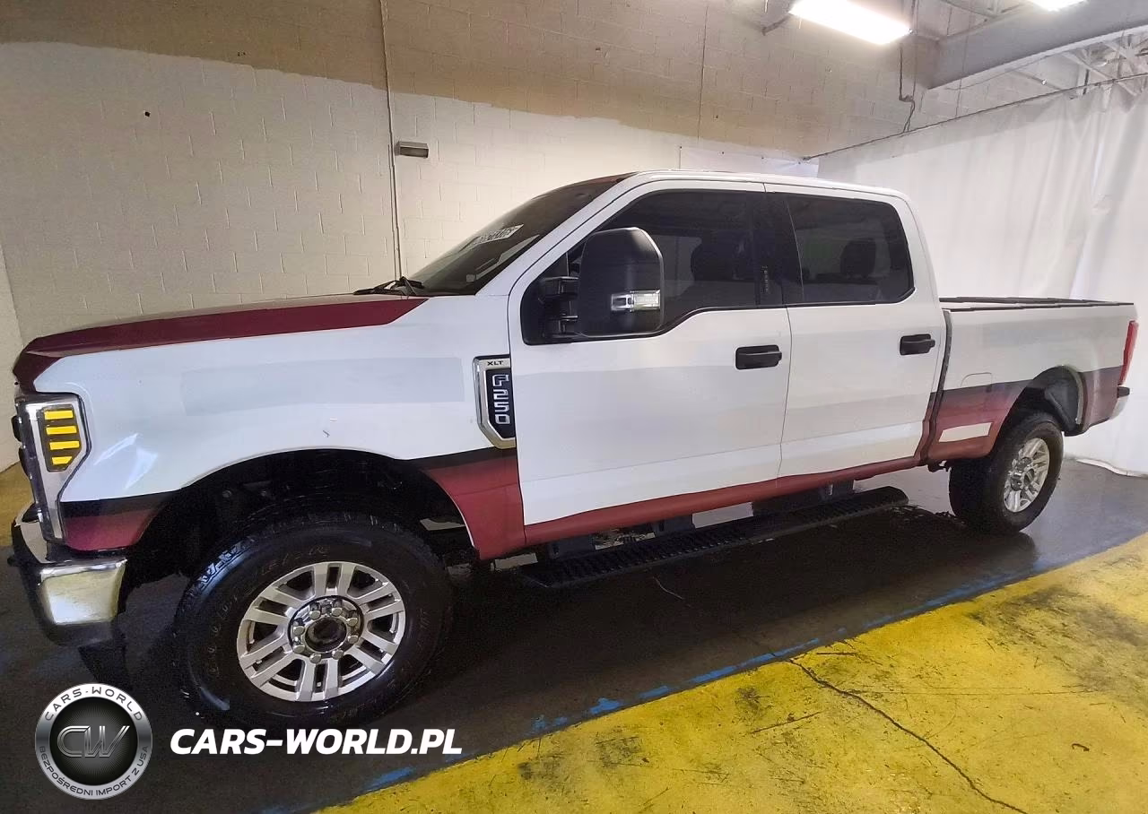 2019 Ford F250 Super Duty – zdjęcie 1 z 13