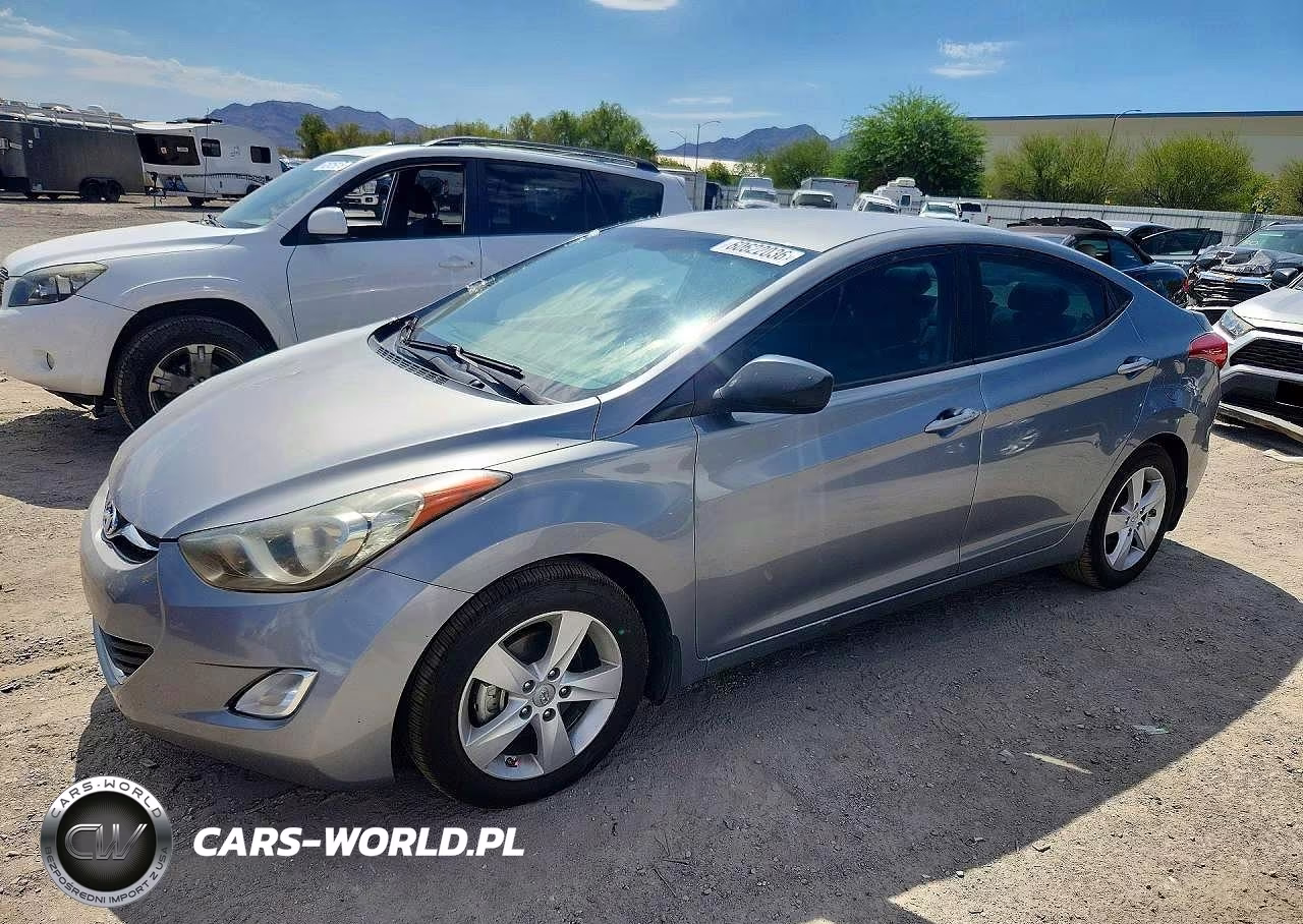 2013 Hyundai Elantra Gls