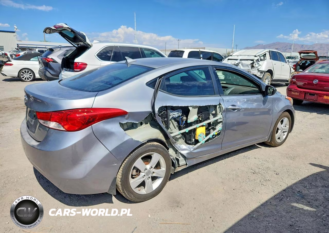 2013 Hyundai Elantra Gls VIN:KMHDH4AE1DU953600 - 3