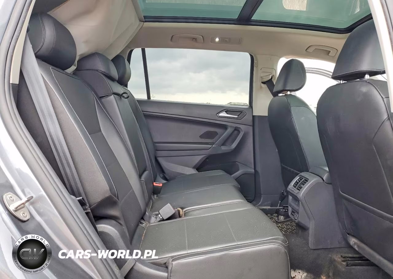 2018 Volkswagen Tiguan Se VIN:3VV3B7AX2JM119793 - 10