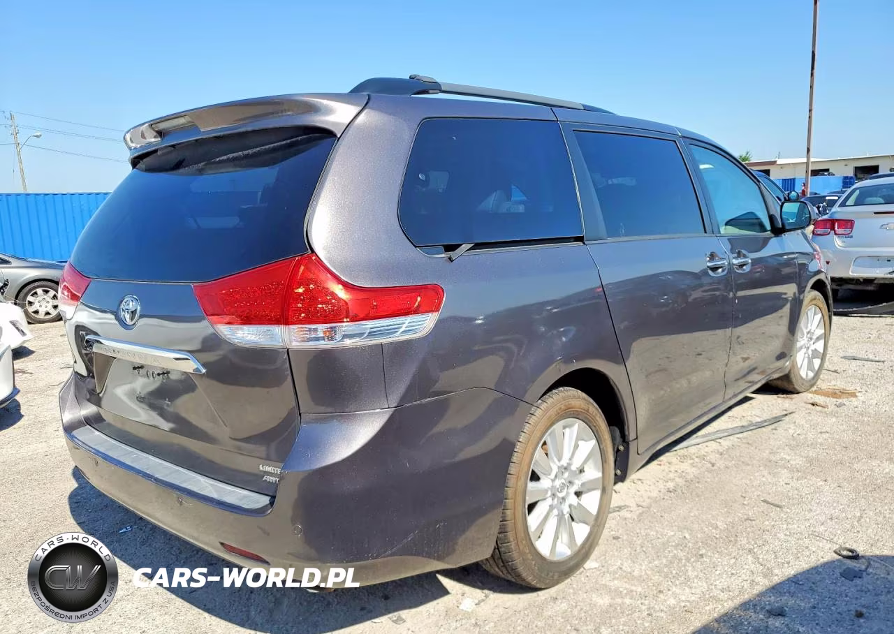 2011 Toyota Sienna Limited 7-Passenger VIN:5TDDK3DC0BS011954 - 3