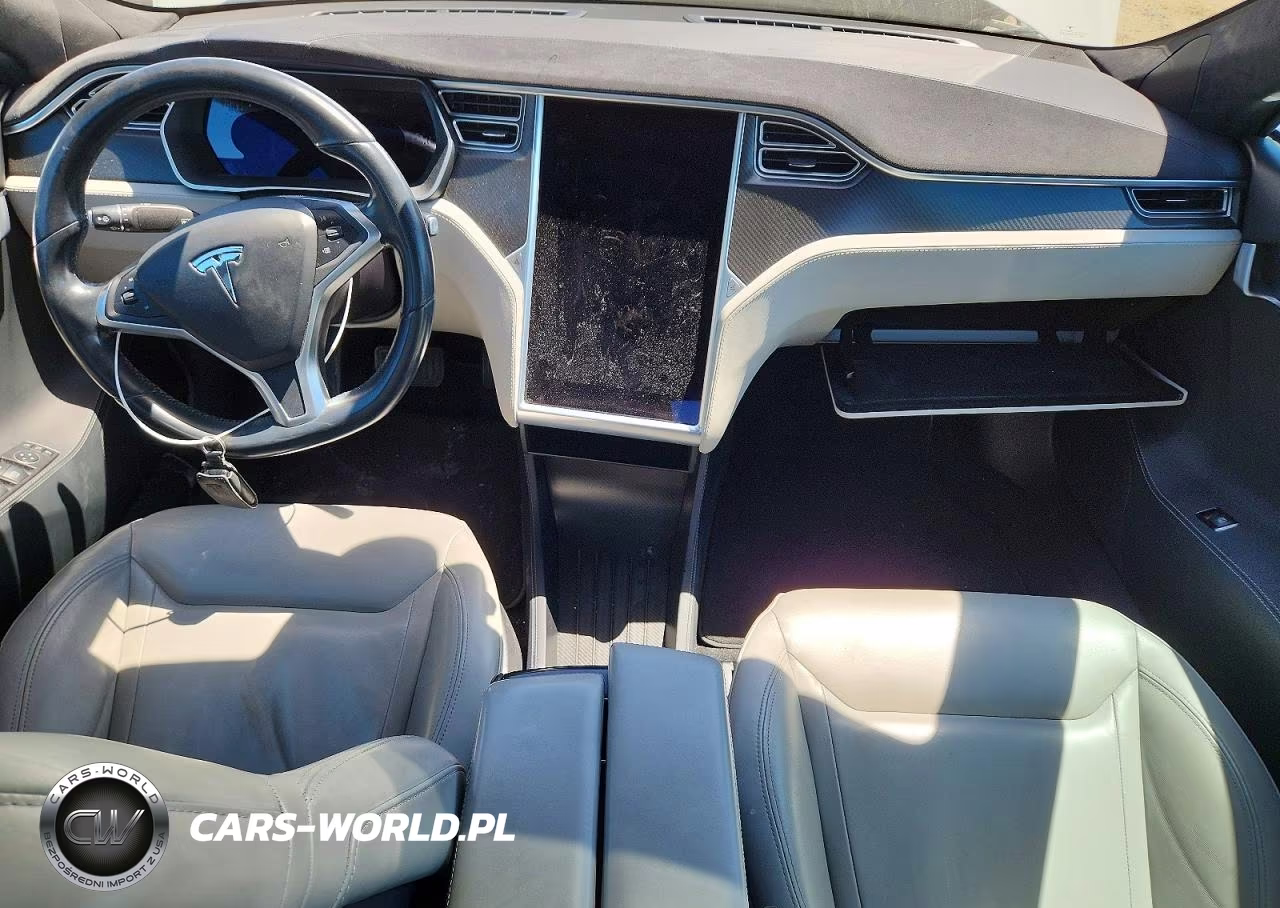 2015 Tesla Model S 60 VIN:5YJSA1S10FF099415 - 8