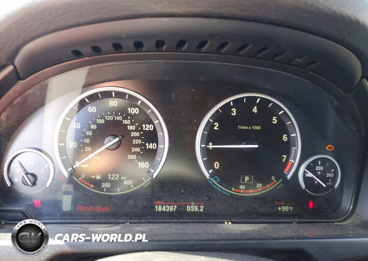 2015 BMW X5 xDrive35I VIN:5UXKR0C54F0P16378 - 9