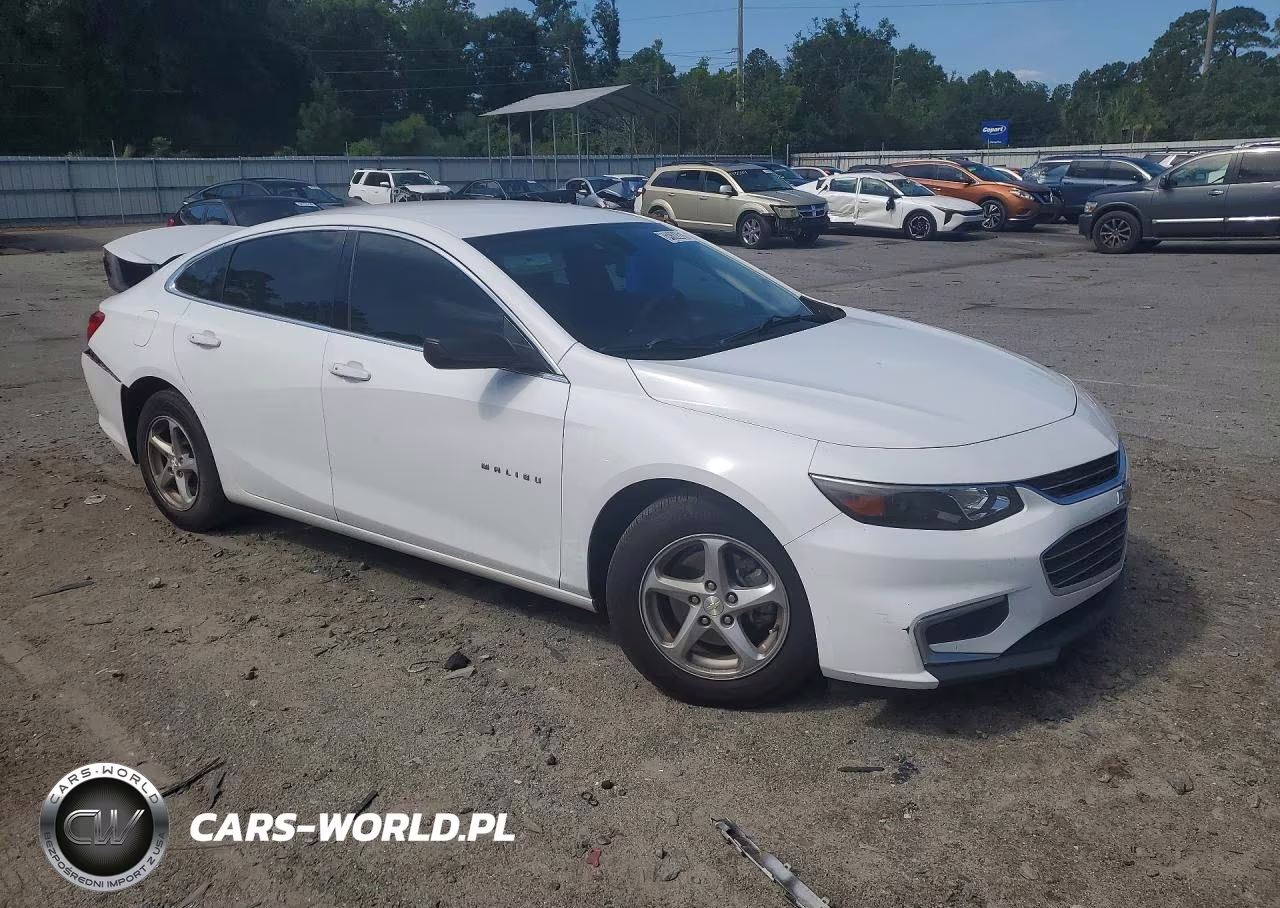 2018 Chevrolet Malibu Ls VIN:1G1ZB5ST0JF121057 - 4