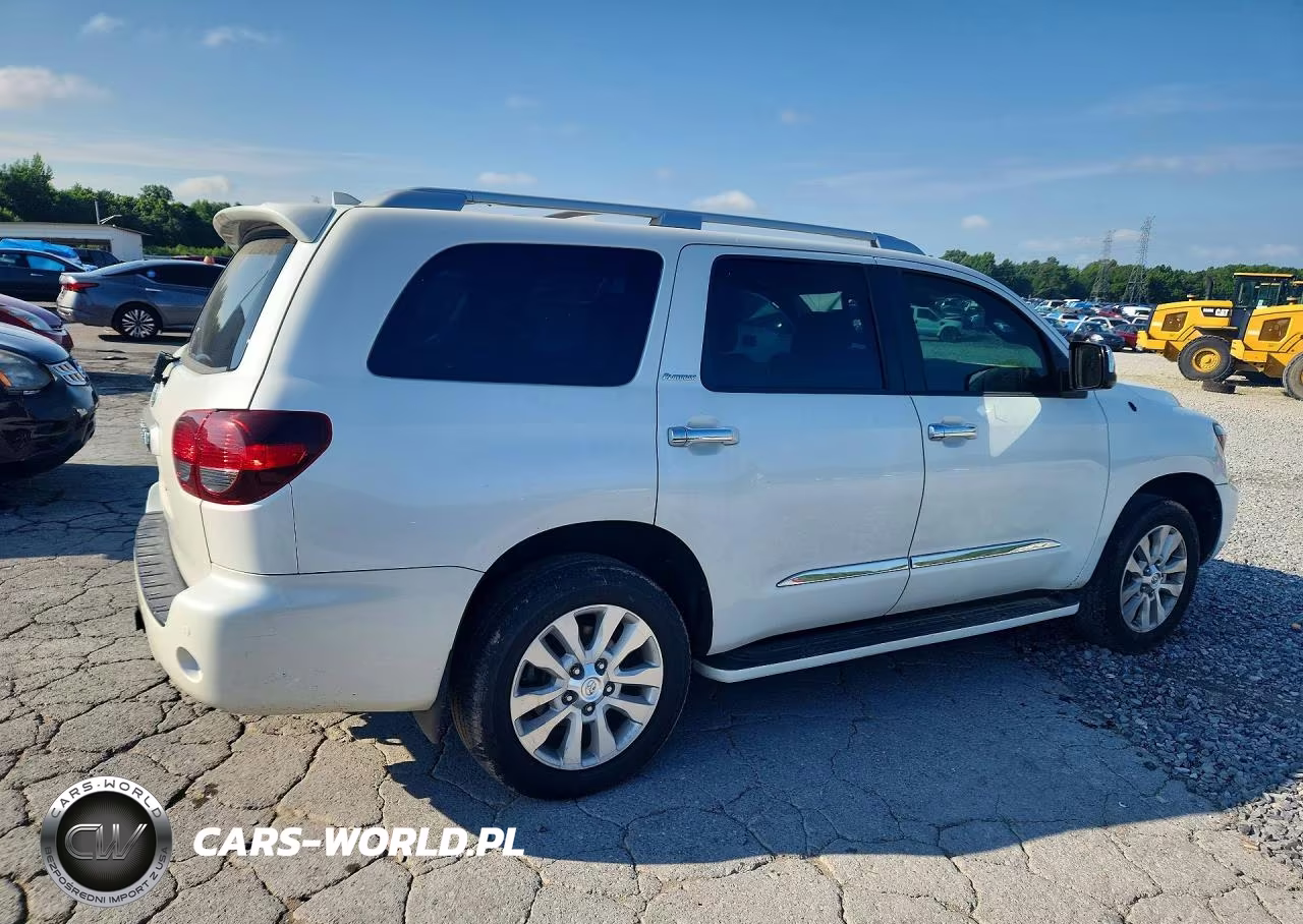 2020 Toyota Sequoia Platinum VIN:5TDYY5G12LS074500 - 3