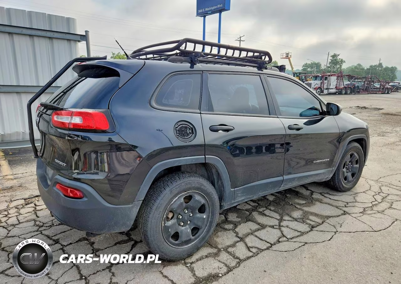 2015 Jeep Cherokee Sport VIN:1C4PJLAB1FW539309 - 3