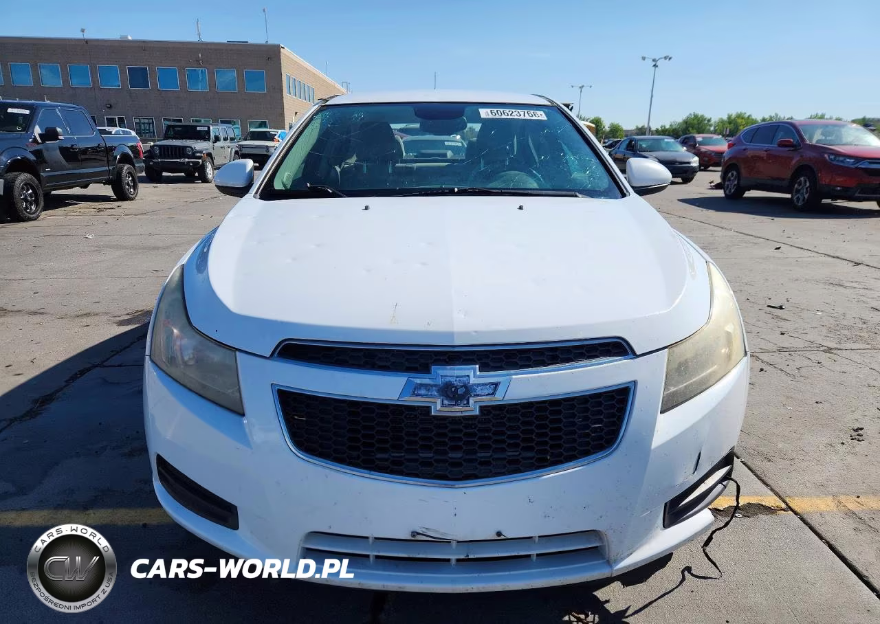 2014 Chevrolet Cruze Lt VIN:1G1PC5SB1E7143757 - 5