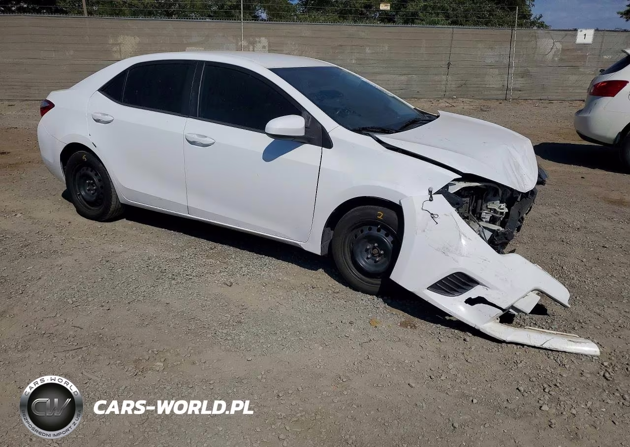 2016 Toyota Corolla Le VIN:2T1BURHE8GC686807 - 4