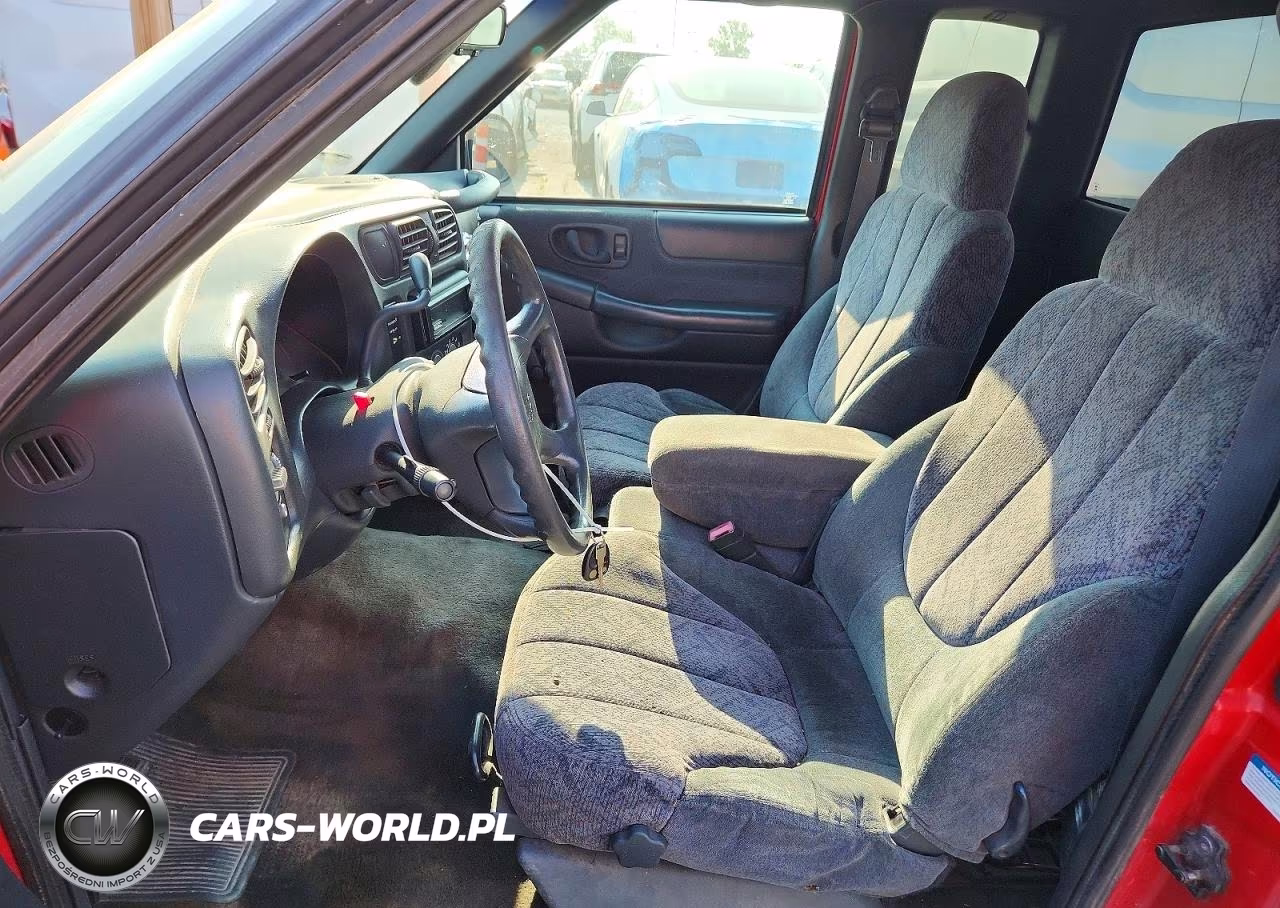 1998 GMC Sonoma VIN:1GTCS1940W8523709 - 7