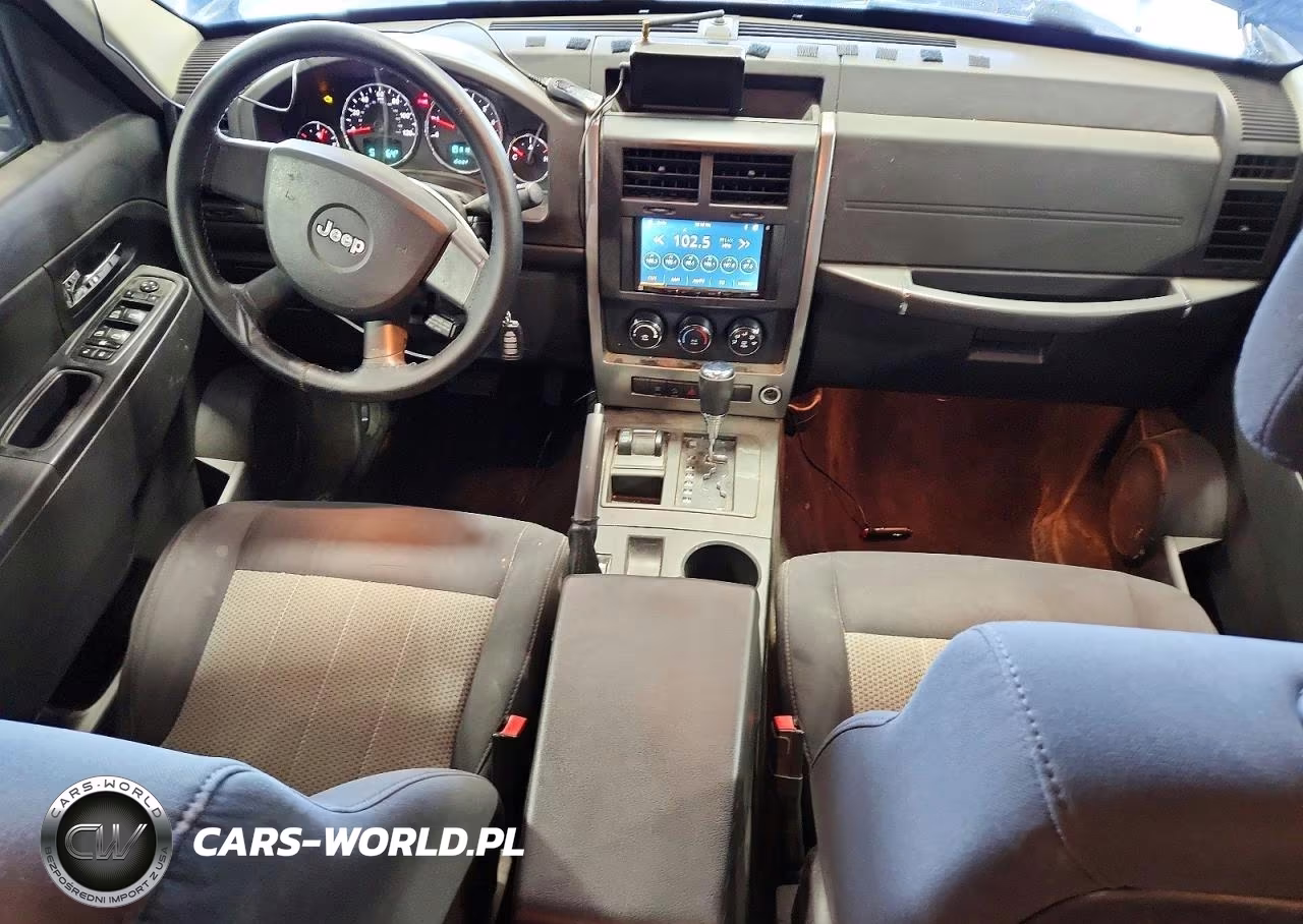 2010 Jeep Liberty Sport VIN:1J4PN2GK9AW106944 - 8
