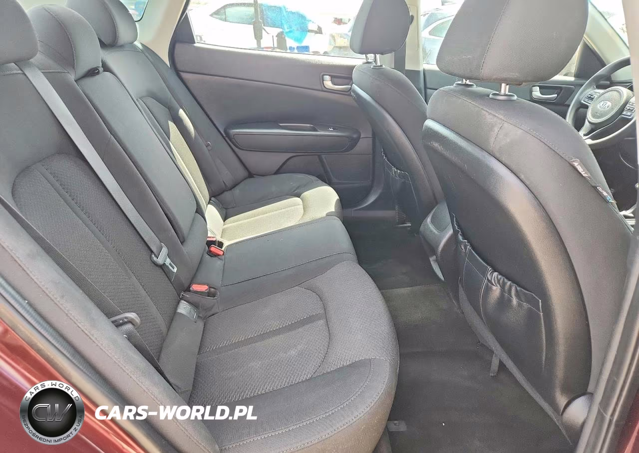 2018 Kia Optima Lx VIN:5XXGT4L36JG200268 - 10