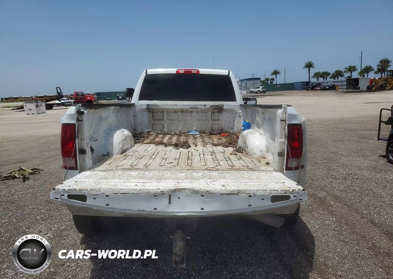 2018 Ram 3500 St VIN:3C63RRGL8JG239453 - 10