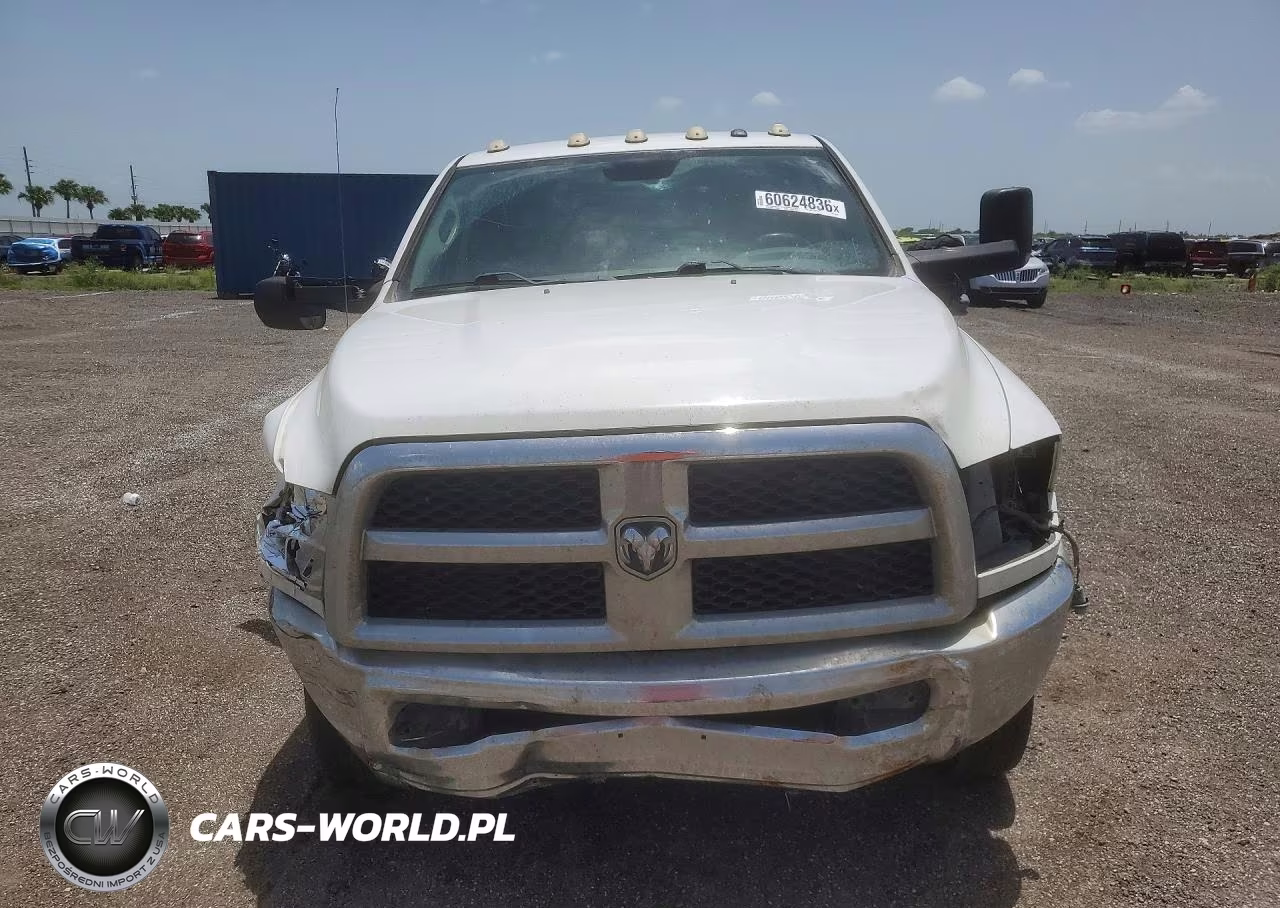 2018 Ram 3500 St VIN:3C63RRGL8JG239453 - 5