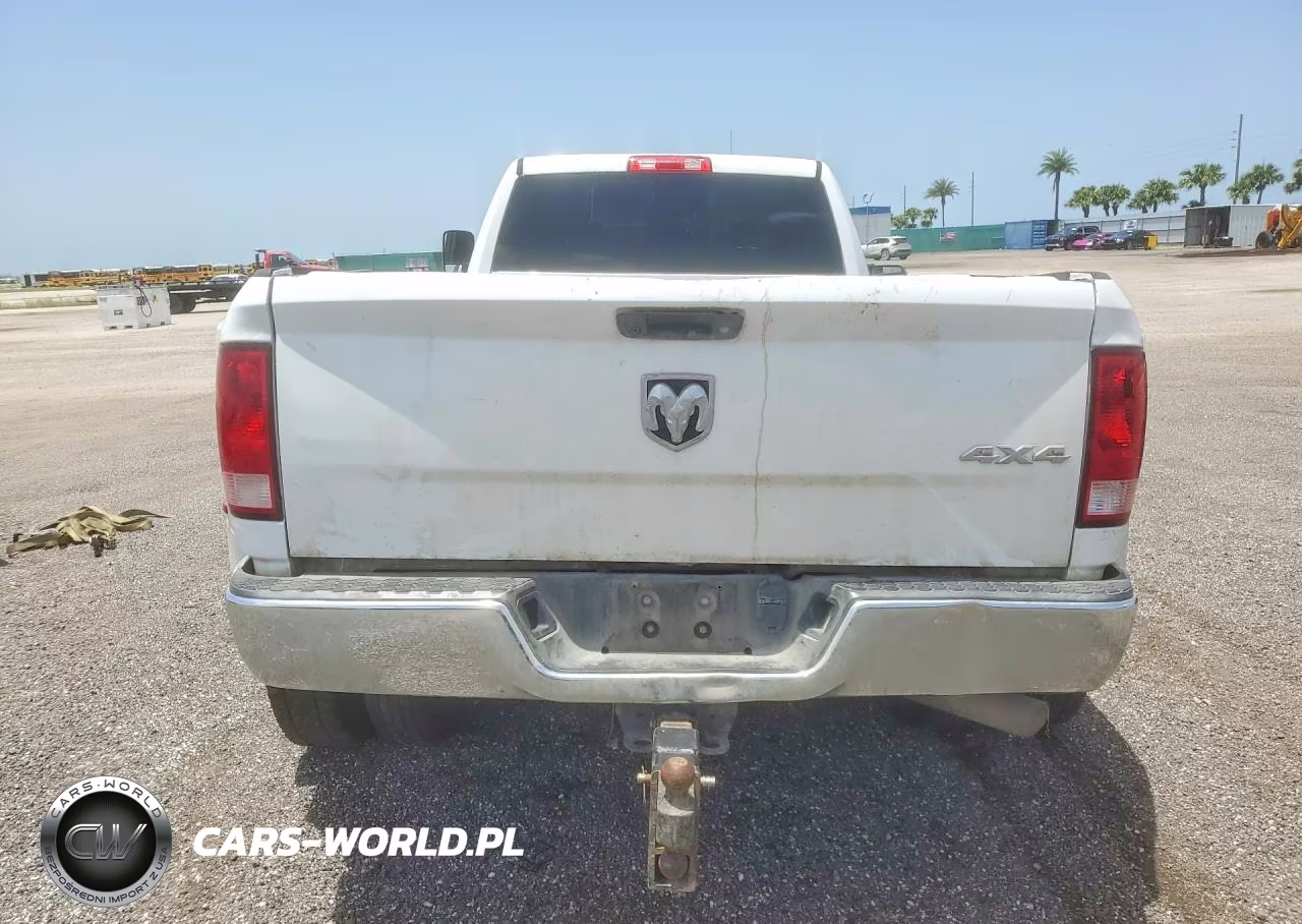 2018 Ram 3500 St VIN:3C63RRGL8JG239453 - 6