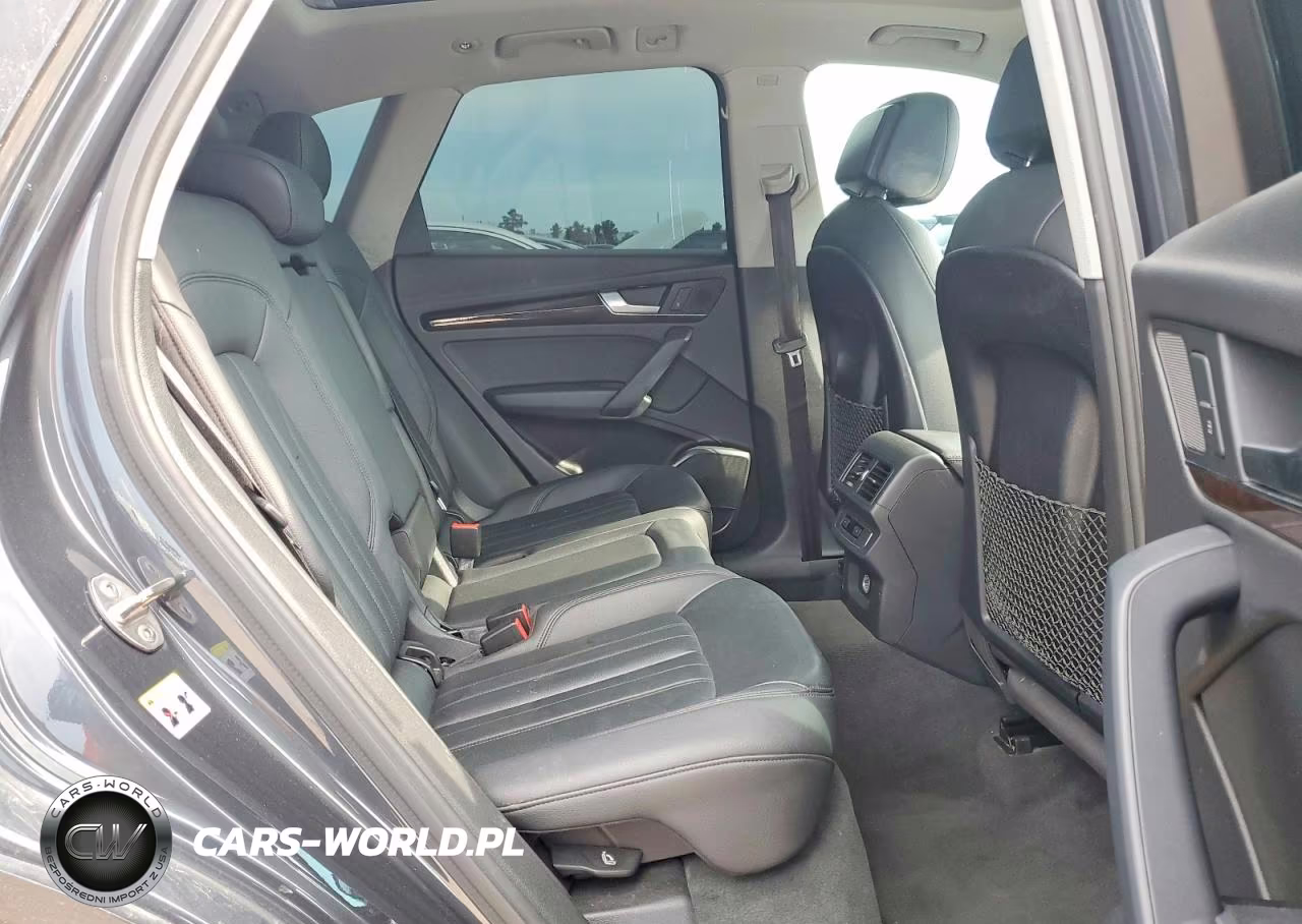 2020 Audi Q5 Premium VIN:WA1ANAFY2L2019385 - 11