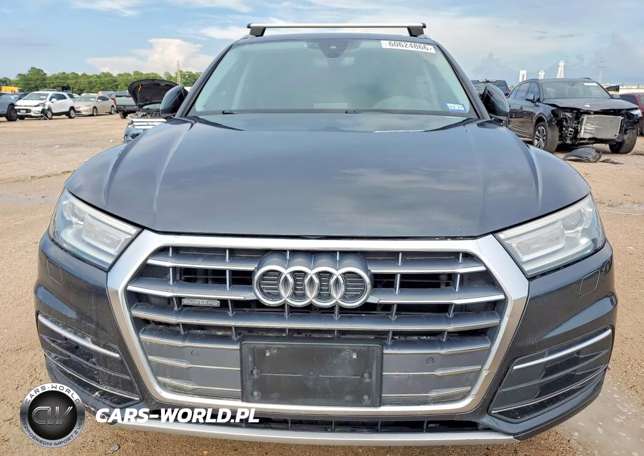 2020 Audi Q5 Premium VIN:WA1ANAFY2L2019385 - 5