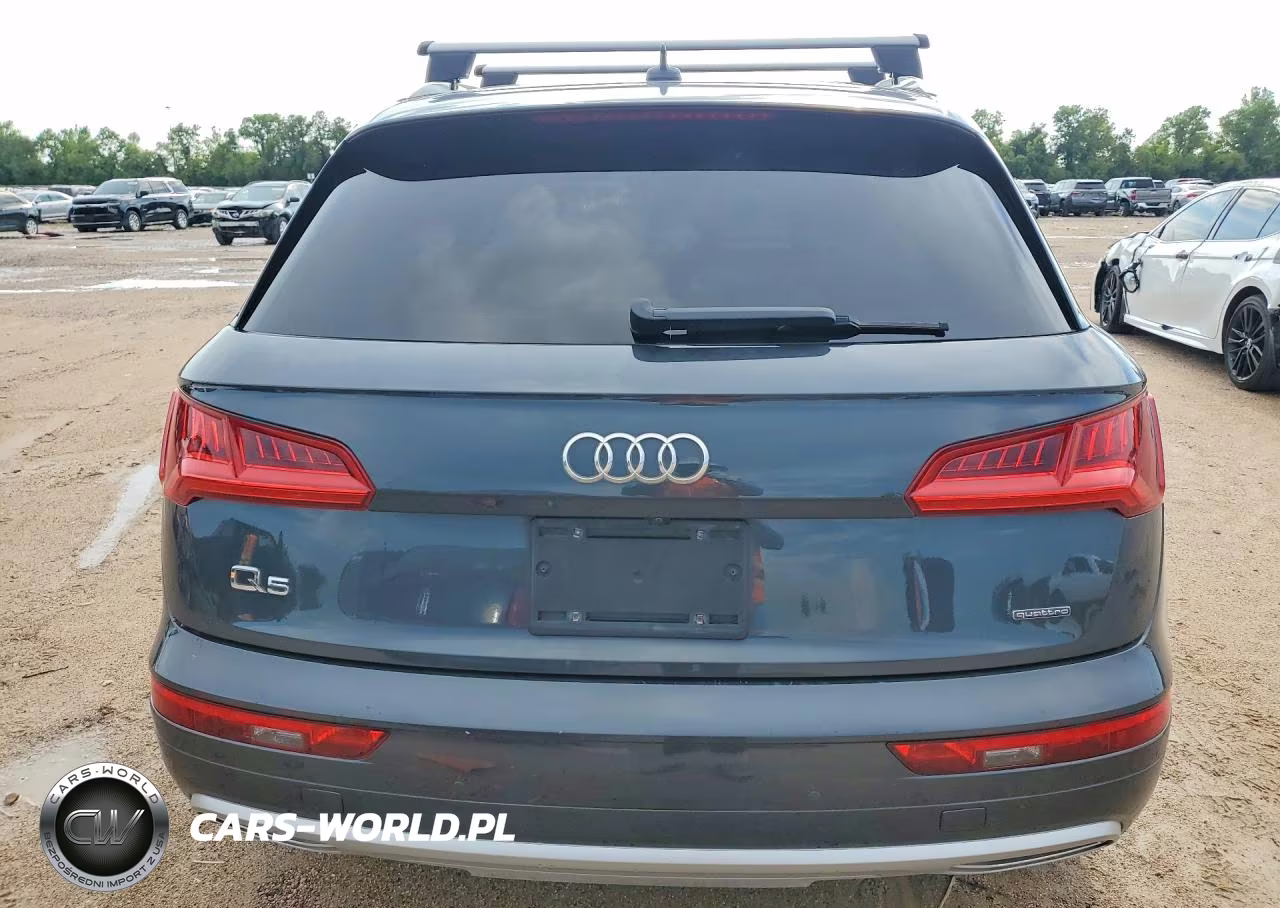 2020 Audi Q5 Premium VIN:WA1ANAFY2L2019385 - 6