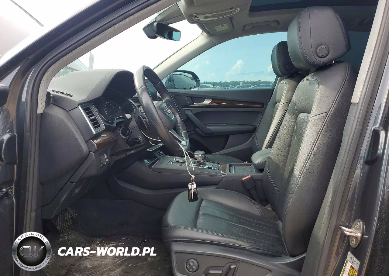 2020 Audi Q5 Premium VIN:WA1ANAFY2L2019385 - 7