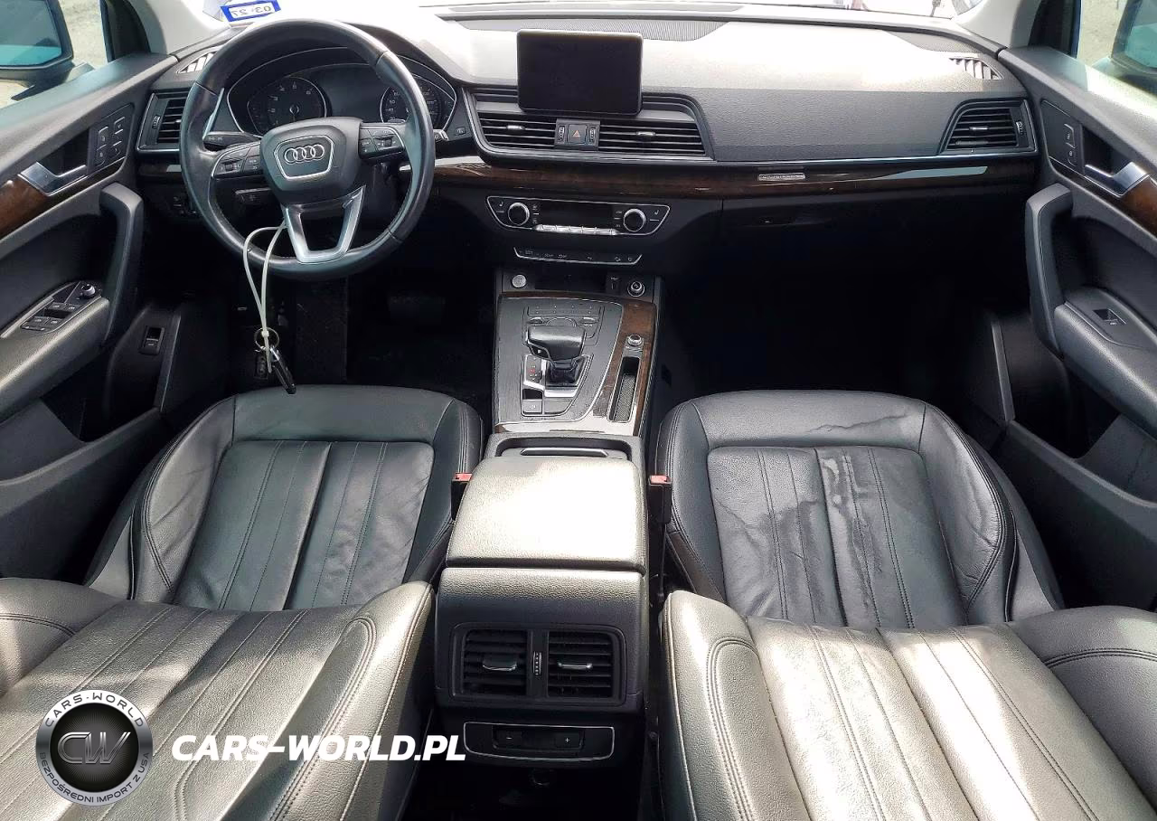 2020 Audi Q5 Premium VIN:WA1ANAFY2L2019385 - 8