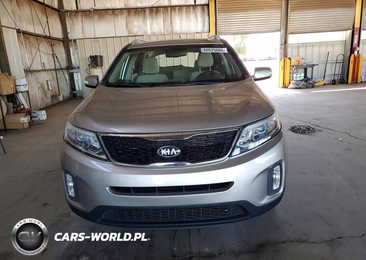 2015 Kia Sorento Lx VIN:5XYKT3A62FG570993 - 5