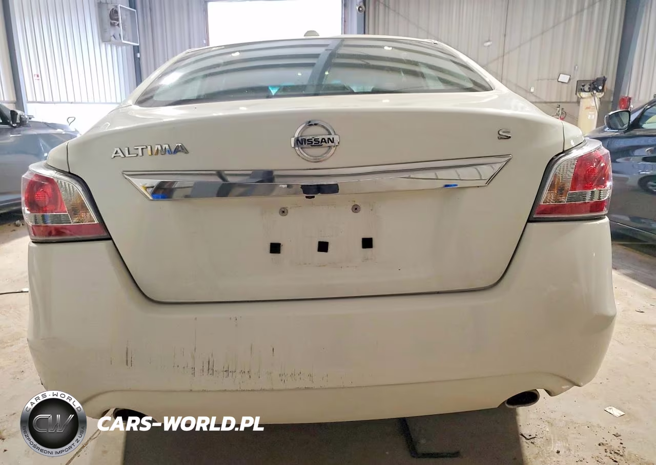 2015 Nissan Altima 2.5 S VIN:1N4AL3AP4FN373987 - 6