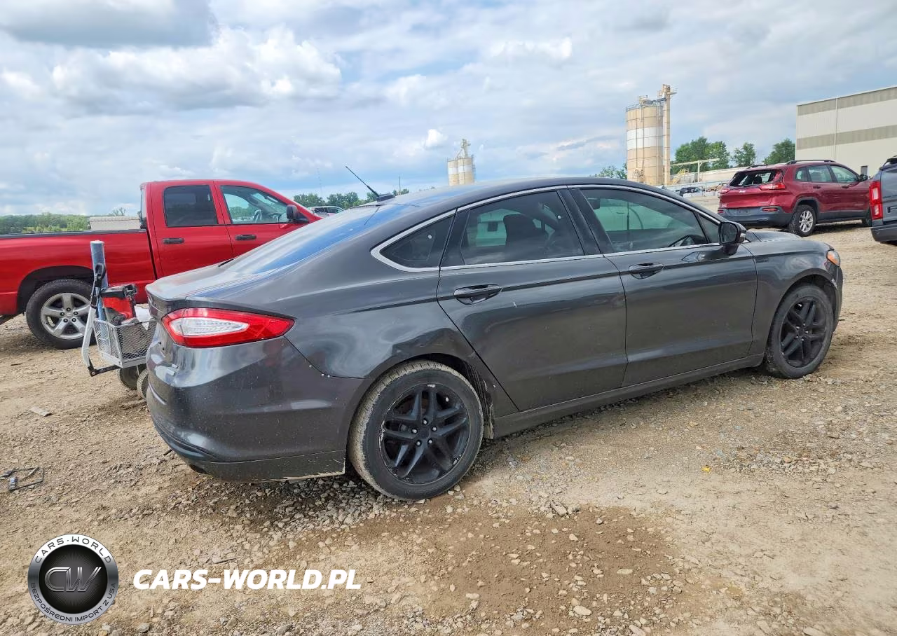 2015 Ford Fusion Se VIN:3FA6P0HDXFR303119 - 3