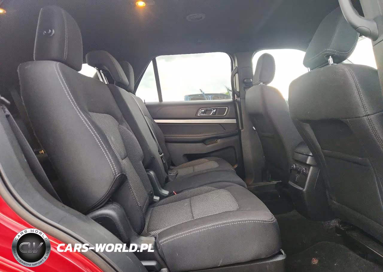 2018 Ford Explorer Xlt VIN:1FM5K7D84JGB32806 - 11