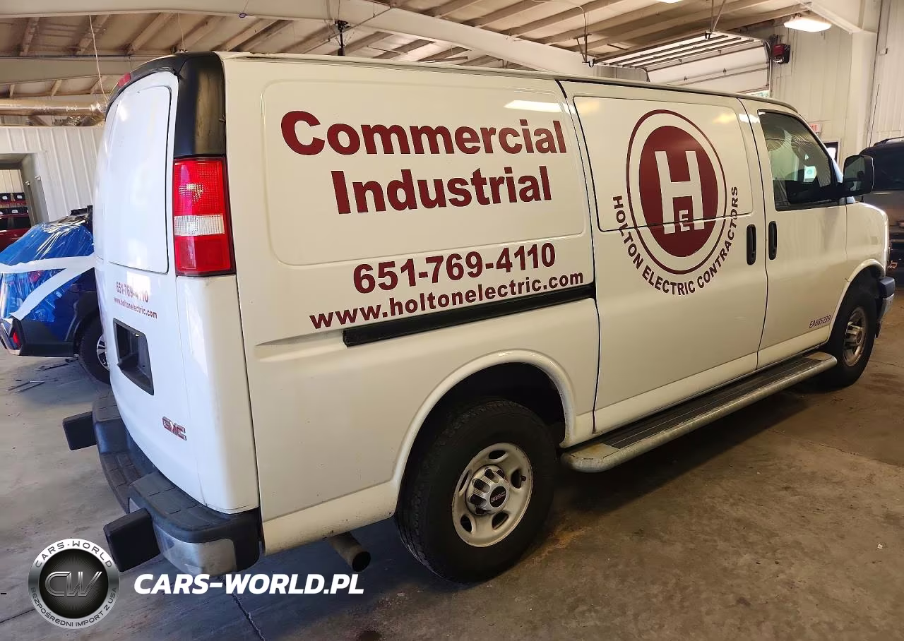 2019 GMC Savana G2500 VIN:1GTW7AFG2K1366636 - 3