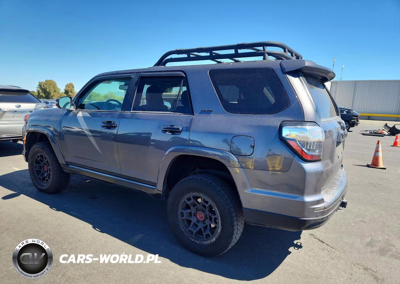 2020 Toyota 4Runner Nightshade Edition VIN:JTEBU5JR5L5816034 - 2