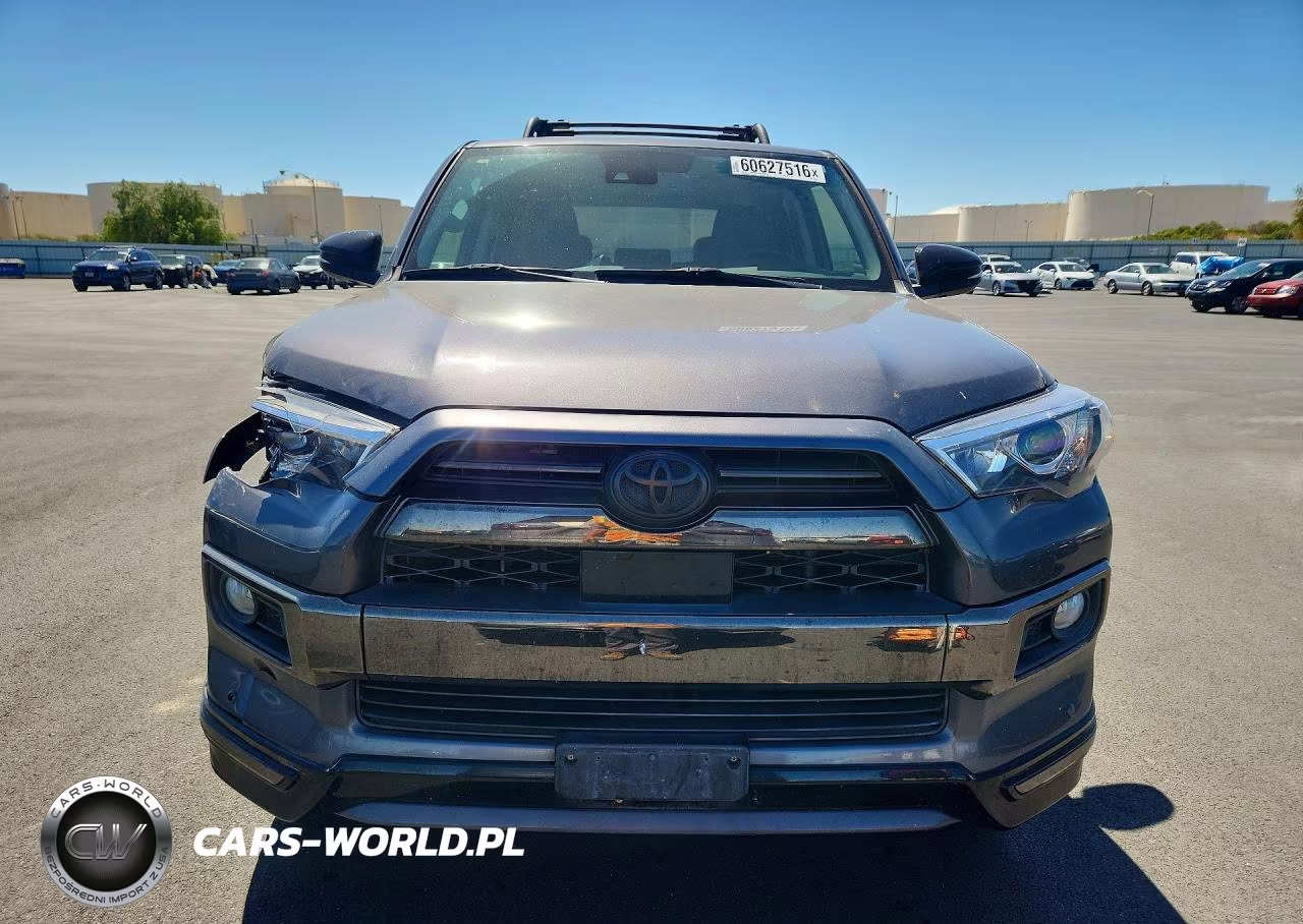 2020 Toyota 4Runner Nightshade Edition VIN:JTEBU5JR5L5816034 - 5
