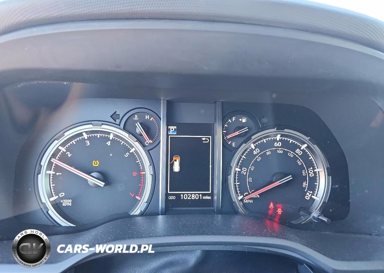 2020 Toyota 4Runner Nightshade Edition VIN:JTEBU5JR5L5816034 - 9