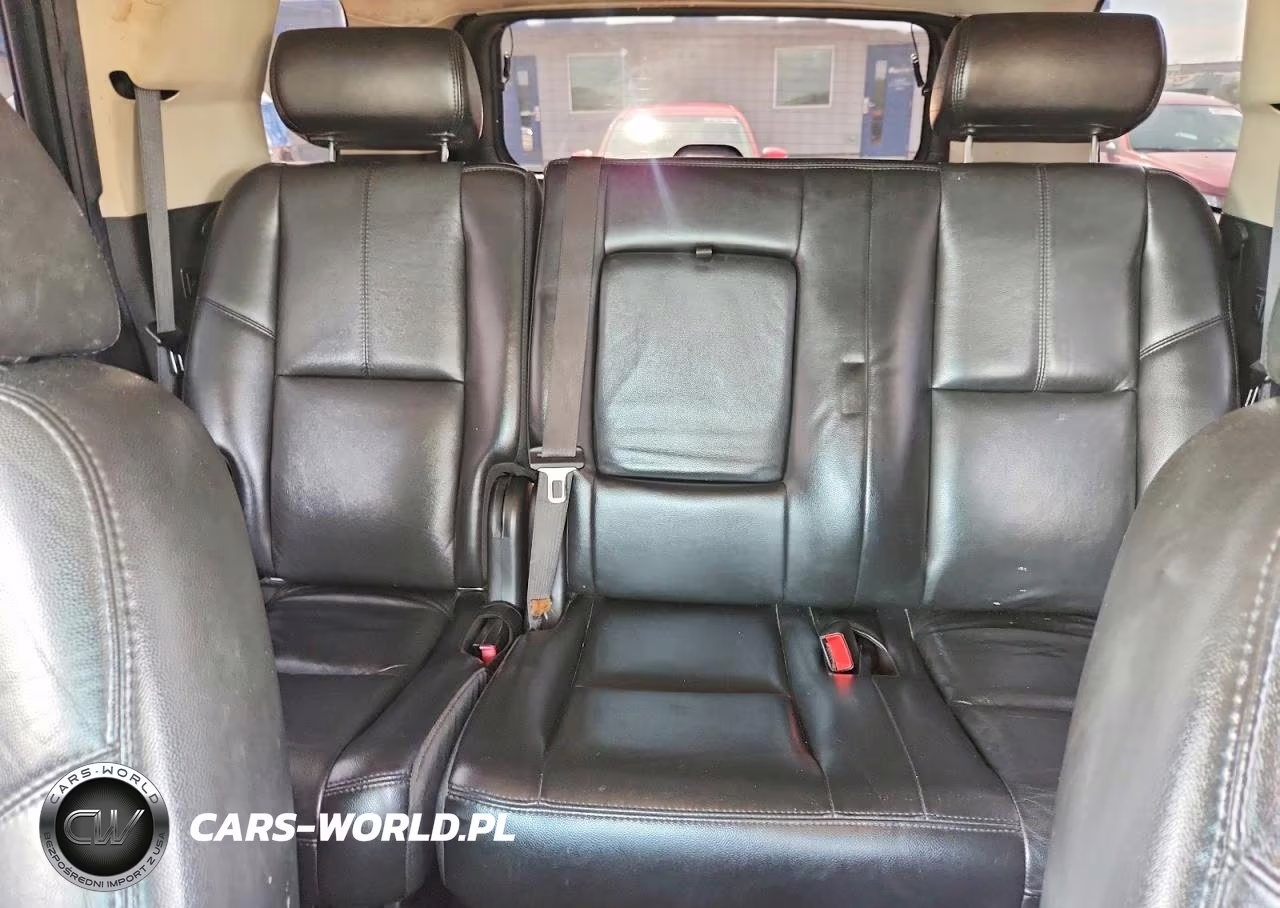 2007 Chevrolet Tahoe K1500 VIN:1GNFK13087J205518 - 10