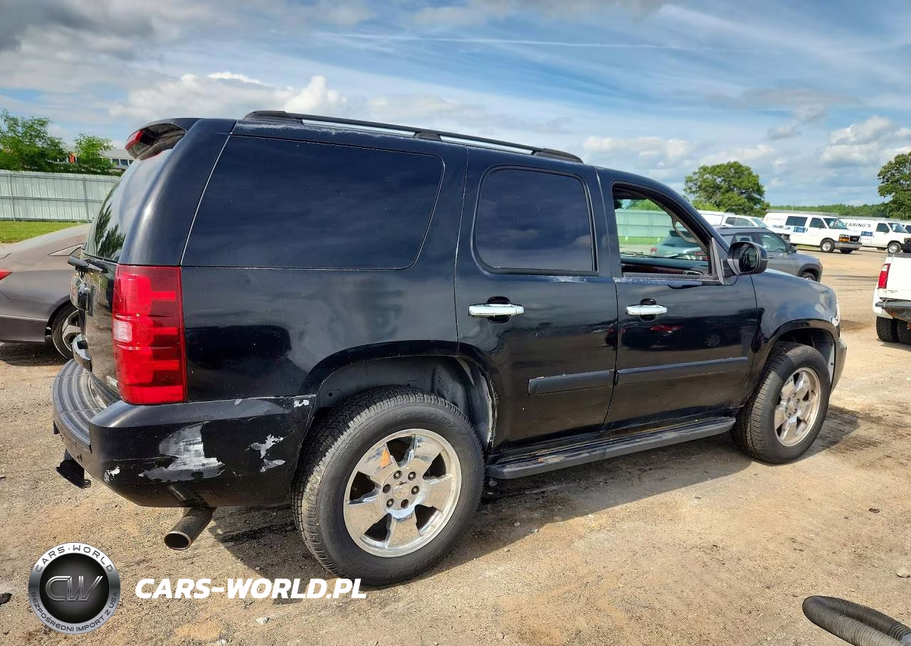 2007 Chevrolet Tahoe K1500 VIN:1GNFK13087J205518 - 3