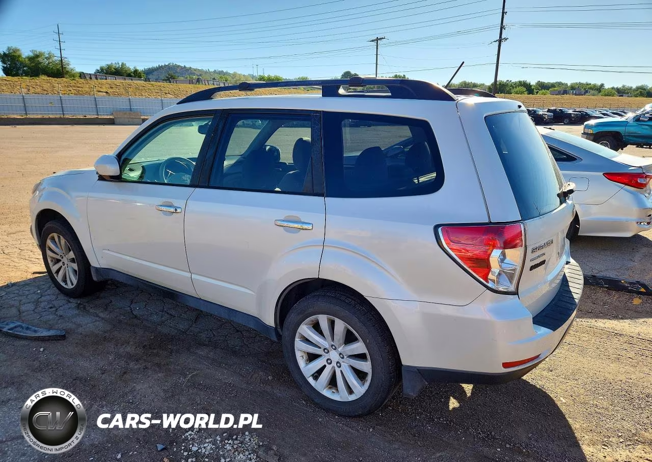 2011 Subaru Forester 2.5X Premium VIN:JF2SHADC4BH708835 - 2