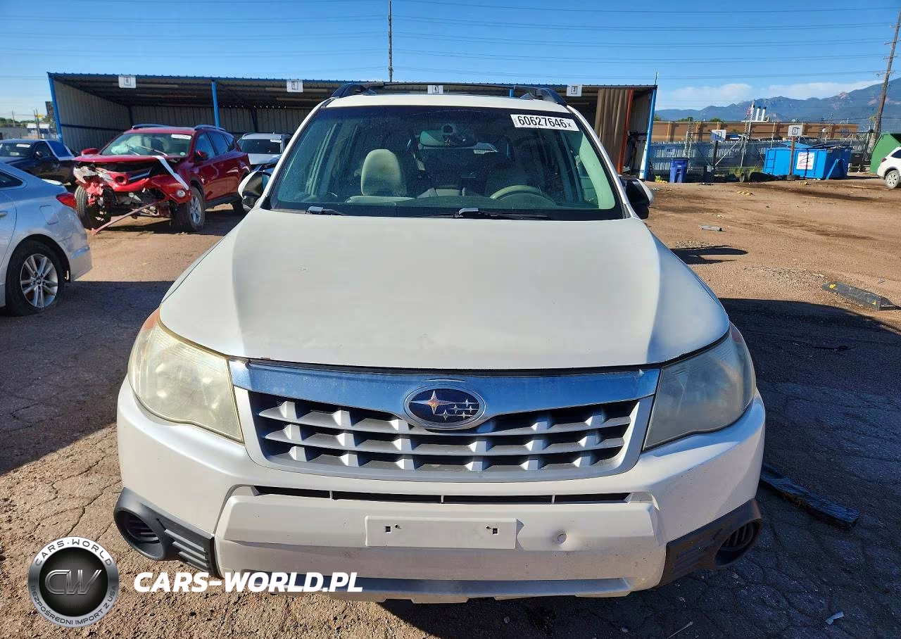 2011 Subaru Forester 2.5X Premium VIN:JF2SHADC4BH708835 - 5