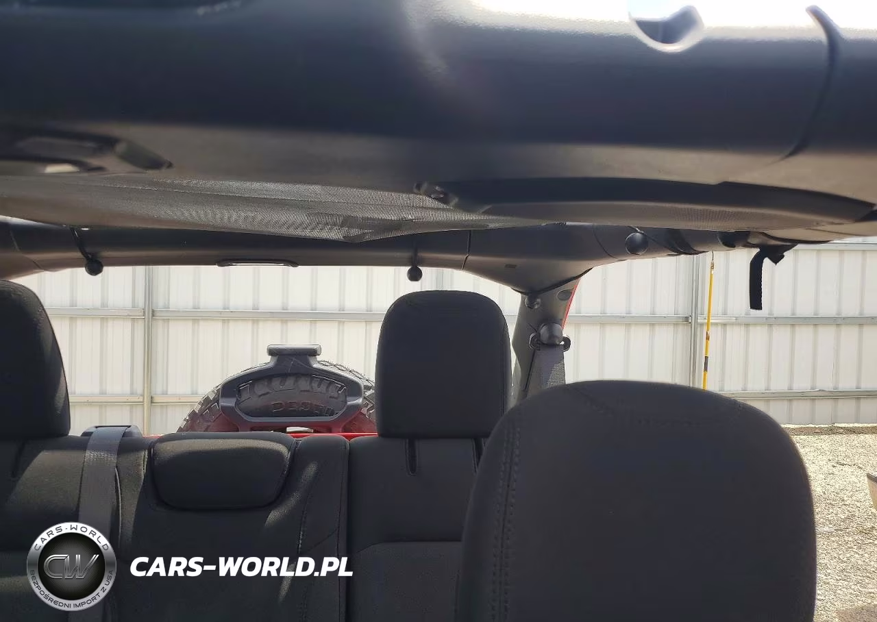 2021 Jeep Wrangler Unlimited Sport VIN:1C4HJXDN6MW744901 - 10