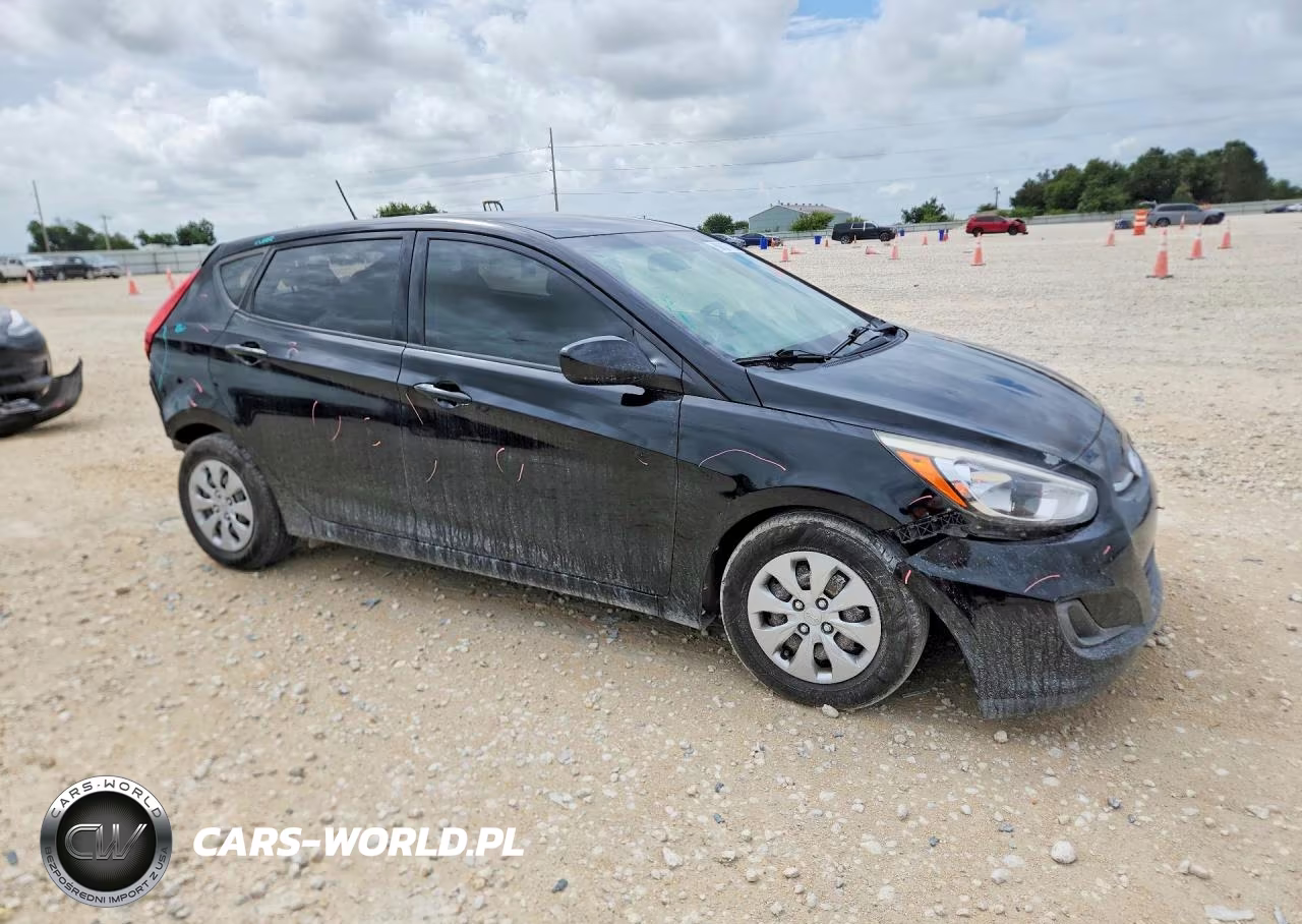 2017 Hyundai Accent Se VIN:KMHCT5AE9HU312961 - 4