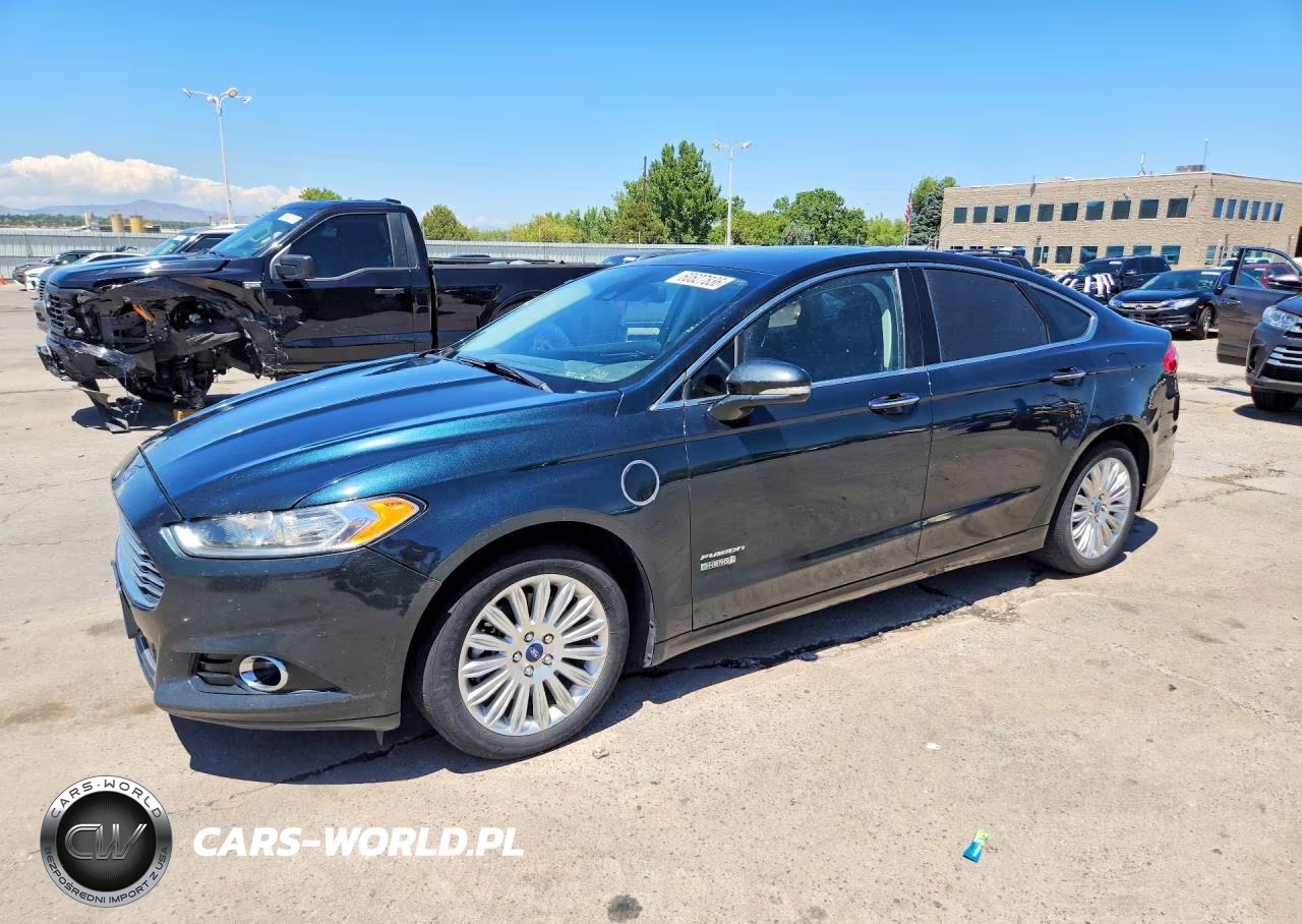 2014 Ford Fusion Titanium Phev – zdjęcie 1 z 12