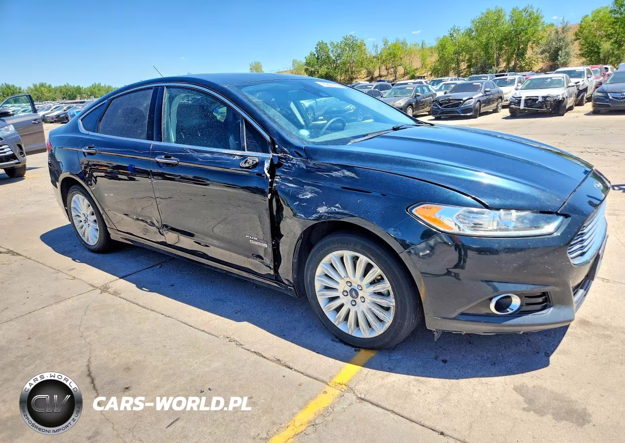2014 Ford Fusion Titanium Phev VIN:3FA6P0SU7ER136094 - 4