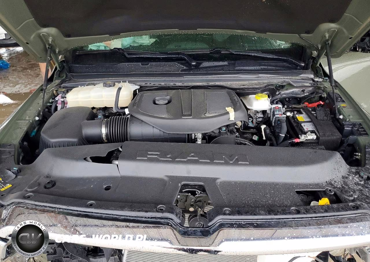 2026 Ram 1500 Laramie VIN:1C6SRFJP5TN255707 - 11