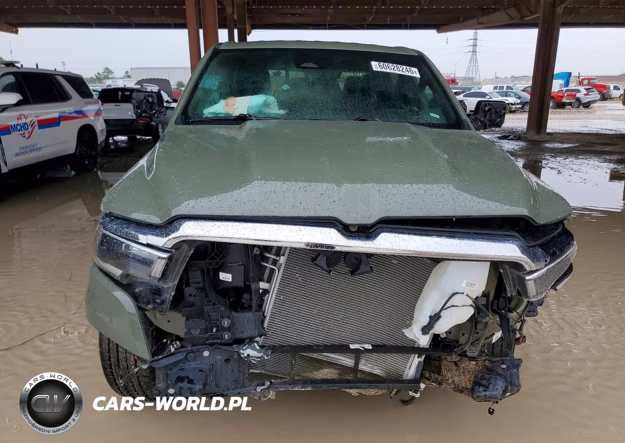 2026 Ram 1500 Laramie VIN:1C6SRFJP5TN255707 - 5