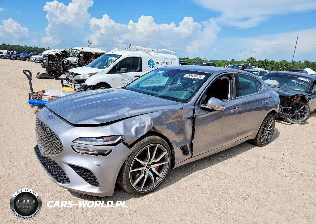 2025 Genesis G70 2.5T Standard – zdjęcie 1 z 12
