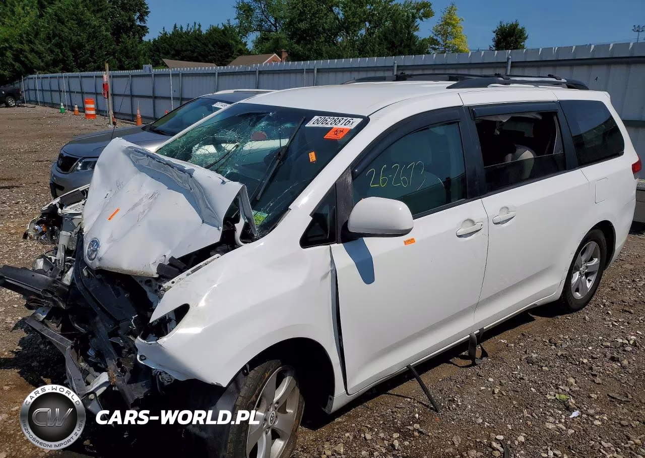 2012 Toyota Sienna Le